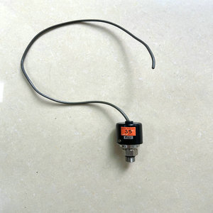 Machine de moulage par injection ESPF-H3-HN-30, interrupteur électronique - Product Image 2