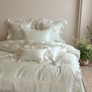 Parure de lit personnalisable quatre pièces style princesse pour l'Autriche, en lyocell rafraîchissant avec bordure en dentelle - Product Image 3