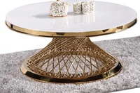 Table basse ronde moderne de luxe écologique et durable avec plateau en marbre et structure en acier inoxydable doré pour salon et salle à manger