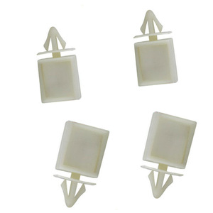 Clips de fixation en plastique pour automobile Smooth Sailing D197 Blanc PA66 pour panneaux de carrosserie - Product Image 1