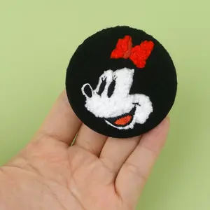 Parches Personalizados de Hojalata con Diseño de Dibujos Animados de Buena Calidad, Diversos Patrones, Parches Personalizados y Broches Bordados al por Mayor - Product Image 3