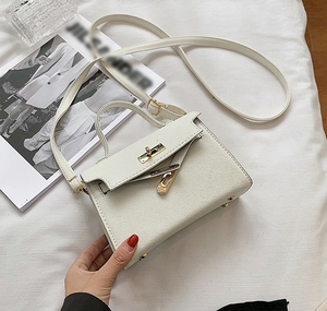 Custom New Fashion PU Leather <b>Mini</b> Flap Bag with Chain Shoulder Strap Top Handle Crossbody Bag OEM ODM - Product Image 6