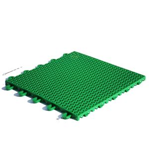 Revêtement de piste de course de karting modulaire antidérapant et imperméable Accessoire intérieur/extérieur fabriqué en gazon artificiel vert directement - Product Image 1