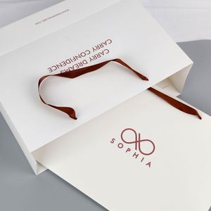 Bolsas de Lujo de Cartón Reciclado de Alta Calidad al por Mayor con Impresión UV, Estampado Dorado y Asas de Cinta para Cosméticos, Champú y Compras - Product Image 5