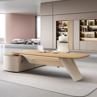 Scrivania Direzionale di Lusso, Produzione Professionale di Mobili per Ufficio, Tavolo da Ufficio per Manager ed Esecutivi