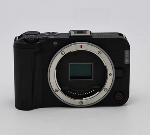 Conçue pour la vidéo — la première caméra à objectifs interchangeables de la série EOS V, la R50 V porte vos Vlogs à un niveau supérieur ! - Product Image 1