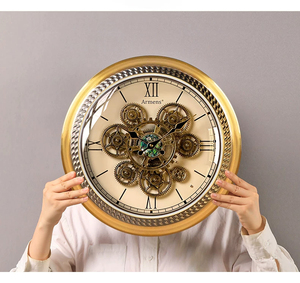 Nuevo Reloj de Pared Mecánico Rústico de Lujo Armens, de Metal, de Una Sola Cara, con Engranajes Móviles Reales, Funcionamiento Silencioso, Estilo Antiguo para Sala de Estar - Product Image 1