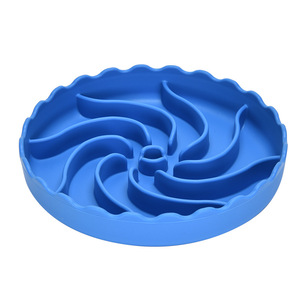 Bol de nourriture <span class=keywords><strong>pour</strong></span> chat et <span class=keywords><strong>chien</strong></span> en silicone écologique de style moderne avec motif solide Tapis de nourriture lente <span class=keywords><strong>pour</strong></span> animaux de compagnie Assiette de jeu Bols et mangeoires <span class=keywords><strong>pour</strong></span> chat et <span class=keywords><strong>chien</strong></span> - Product Image 3