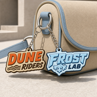 Porte-clés en caoutchouc souple écologique, non toxique, recyclable, avec logo personnalisé, design 3D pour cadeaux d'entreprise, événements promotionnels
