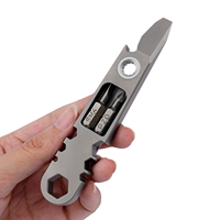TGZUO Outil multifonctionnel à cliquet en titane, barre de levier EDC, outil combiné, ouvre-bouteille de poche portable pour l'extérieur