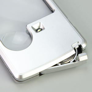 पोर्टेबल 3/6x कार्ड-शैली मैग्निफायर एचडी बुजुर्गों और बच्चों के लिए मैग्निफायर कार्ड पढ़ने वाले बच्चों के लिए - Product Image 1