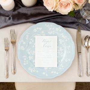 Service de vaisselle en céramique bleu, style pastoral vintage français, motif floral, pour mariage - Product Image 6