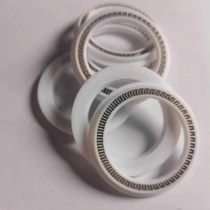 Kits de joints énergétiques à ressort en PTFE rempli de fibre de carbone, personnalisés par l'OEM, joints en U, systèmes pneumatiques spécialisés en forme de V - Product Image 1