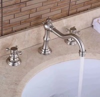 Robinet de lavabo mural en or brillant, mélangeur de salle de bain, eau chaude et froide, robinet en céramique