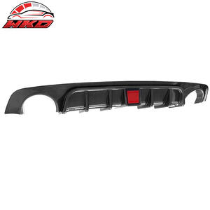 Difusor de Parachoques Trasero con Luz de Freno LED y Diseño de Fibra de Carbono para Infiniti Q50 18-24, Accesorio Exterior de Alta Calidad - Product Image 1