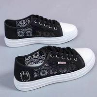 Chaussures de sport décontractées respirantes à lacets pour femmes, style coréen, en maille blanche, pour l'été 2026, rehaussantes, vente en gros
