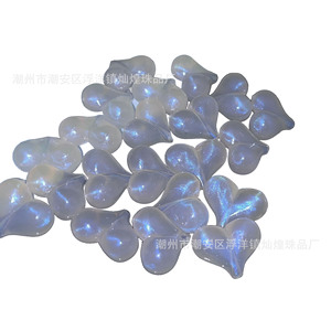 Heart Shaped Acrylic <b>Beads</b> Tiny Peach Fine Shimmer For Jewelry Making - Product Image 5