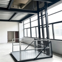 Monte-charge hydraulique à rail de guidage de 0,5 m à 10 m, facile à utiliser, avec plateforme de taille personnalisée pour usine intérieure