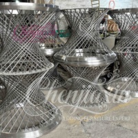 Mobilier d'Hôtel de Luxe Personnalisé Rond Or Centre de Table en Verre pour Salle de Mariage, Tables et Chaises de Fête en Acier Inoxydable pour Événements