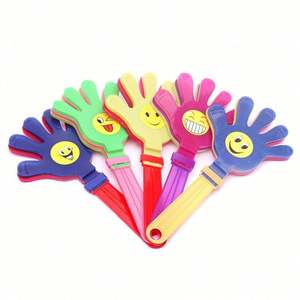 Aplaudidor de Plástico Personalizado con Logotipo Promocional para Partidos de Fútbol - Product Image 1