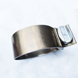 Joint bout à bout haute résistance Kit de bande de pince d'échappement universel en acier inoxydable Clips de tuyau Turbo automatique pince à bande en <span class=keywords><strong>v</strong></span> - Product Image 5