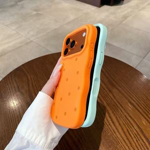 เคสโทรศัพท์ซิลิโคน V-S06 สัมผัสนุ่มสบายผิว สำหรับ iPhone 16 17 Pro Max ลายจุด สีลูกกวาด ป้องกันการกระแทก - Product Image 4