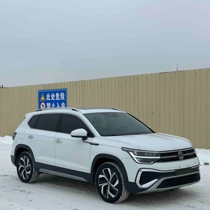 Tayron SUV d'occasion 2023 à faible kilométrage, 40 000 km, norme Euro 6, boîte automatique DSG, sièges en cuir, intérieur clair, jantes R18, conduite à gauche - Product Image 3
