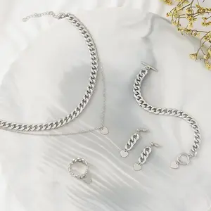 New Jewelry Set Love Necklace Chain Ring Small Heart Pendant Necklace Bracelet Earring Ring Set 5 Piece Jewel Set