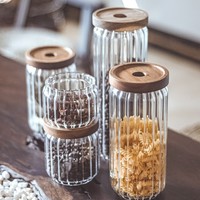 Bocal de conservation alimentaire moderne en verre côtelé avec couvercle hermétique en bois pour l'organisation du garde-manger de cuisine, récipient transparent en borosilicate