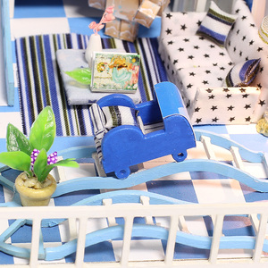 IIECREATE 1:24 escala azul madera DIY casa en miniatura 1:24 escala para casa de muñecas Kit niños Pequeño Deseo conjunto de regalo - Product Image 4