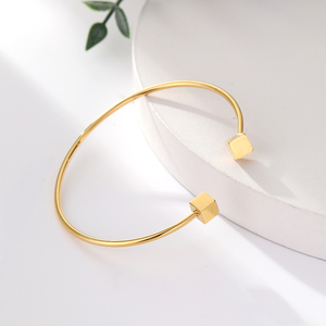 High Quality Trendy Women's Waterproof <b>Stainless</b> <b>Steel</b> 18K Gold Plated Party Bracelet Set Gift - Product Image 4
