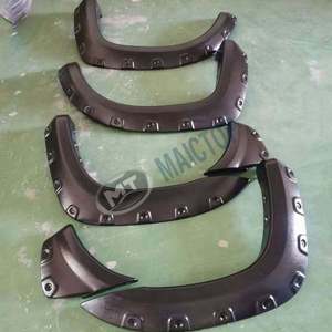 ซุ้มล้อรถยนต์สำหรับ Tacoma ปี 2012-2015 สีดำ - Product Image 1