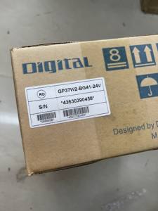 Écran tactile HMI Pro-face GP37W2-BG41-24V 100% neuf et original - Product Image 1