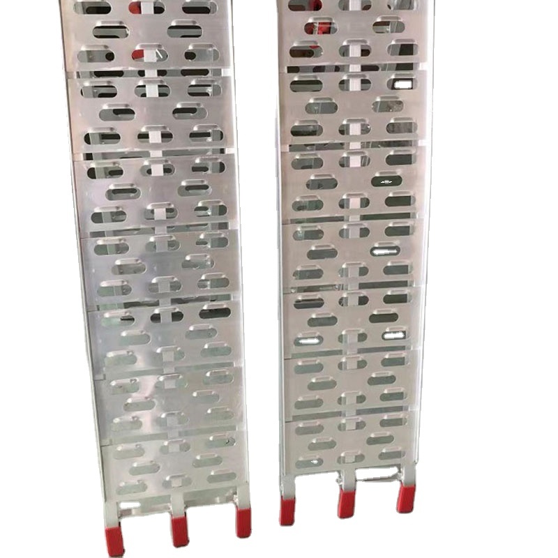 Adjustable Portable Curb Ramp for Off