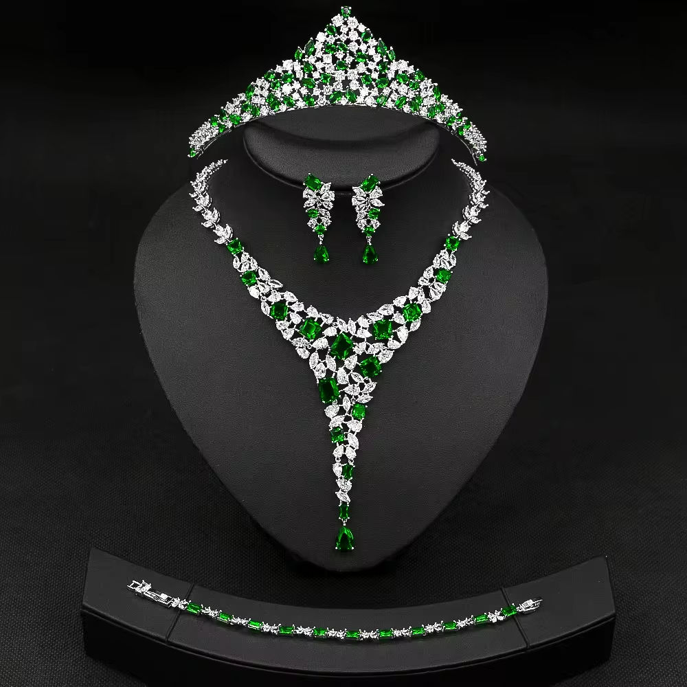 สีเขียว