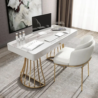 Chaise de salle à manger moderne et simple avec pieds en métal, revêtement en velours, coussin d'assise et dossier, mobilier de maison de loisirs, chaise de restaurant