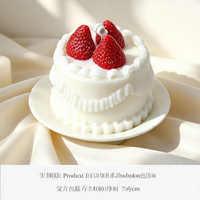 Handgemachte Sojawachs-Duftkerze in Früchtekuchen-Form, Realistische Erdbeer-Sahne-Dessert Aromatherapie-Kerze, Kreatives Lebensmittelförmiges Geschenk