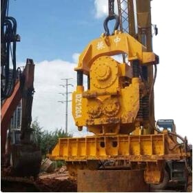 Martello Vibrante Idraulico TYSIM EP120 per Palificazione - Product Image 2