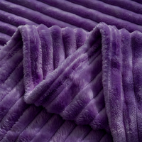 Couverture en polaire 250 g/m² 150x200 cm, couverture double ou simple, pratique pour les voyages, confortable pour le canapé, douce et adaptée à toutes les saisons
