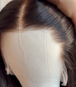 Parrucca Frontale in Pizzo HD 13x6 con Capelli Umani Naturali Allineati alle Cuticole, Nodi Sbiancati Invisibili, Marrone <span class=keywords><strong>Scuro</strong></span> <span class=keywords><strong>Naturale</strong></span>, Disponibile all'Ingrosso - Product Image 1
