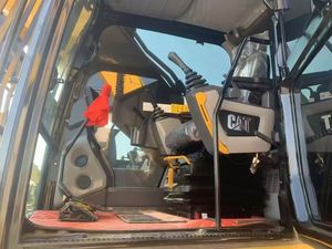 Excavatrice sur chenilles Caterpillar Cat330GC d'occasion, modèle 2023, 30 tonnes, moteur, boîte de vitesses, faible nombre d'heures de fonctionnement, à vendre - Product Image 6