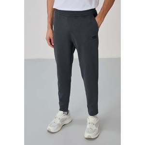 Conjunto Deportivo Air Jones Carlos para Hombre, Corte Estándar, Color Antracita Melange - Ropa Deportiva Cómoda de Poliéster, Viscosa y Elastano - Product Image 6