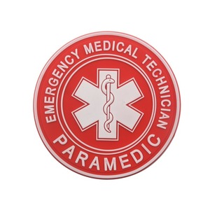 Patch réfléchissant MEDIC pour personnel médical d'urgence, badge brodé personnalisé avec velcro - Product Image 2