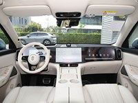 Disponible en Stock: AITO M8, SUV de Lujo de Cinco Plazas con Autonomía Extendida
