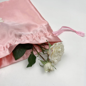 Sacs cadeaux de mariage en satin de luxe personnalisés pour perruques, sacs anti-poussière en satin, sacs à cordon en satin pour bijoux – Vente en gros - Product Image 5