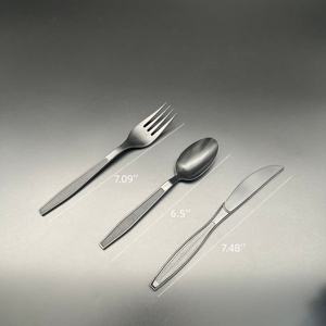 Ensemble de couverts jetables en plastique PP noir de poids moyen, couteau, cuillère, fourchette <span class=keywords><strong>pour</strong></span> anniversaire, Halloween, fête de naissance - Product Image 2