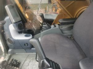 Excavatrice sur chenilles Caterpillar d'occasion certifiée CE avec godet CAT349D Machine lourde de 49 tonnes du Japon avec moteur et pompe - Product Image 5