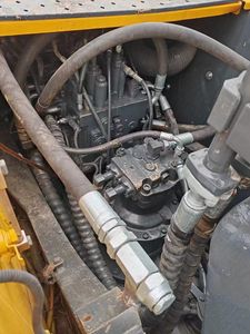 Excavadora Coreana Usada a Precio Razonable para Exportación Global, Hyundai 225LVS en Venta - Product Image 5