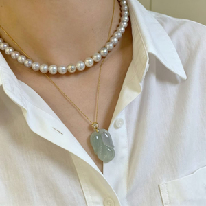 Colgante de Jadeíta Birmana de Lujo con Forma de Hoja, Oro de 18K, Cierre con Diamantes Naturales, para Regalo de Boda o Compromiso para Mujer - Product Image 5
