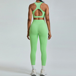 Nuevo conjunto de yoga sin costuras con cuello en V y cintura elástica de spandex/nailon para mujer, traje de ejercicio de dos piezas con forma de melocotón - Product Image 2
